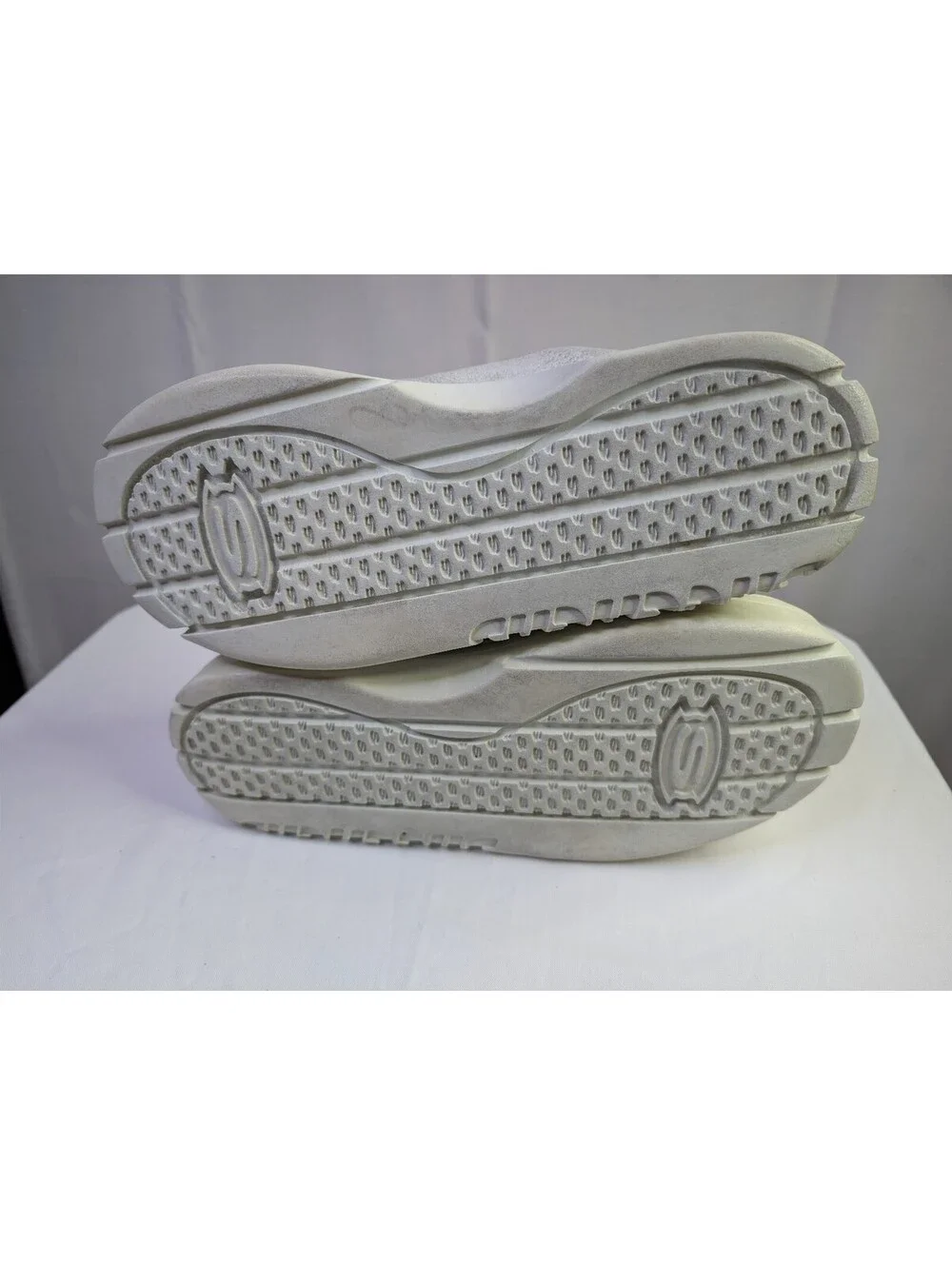 Vintage Skechers White Slip-On Platform Sneakers Size 8